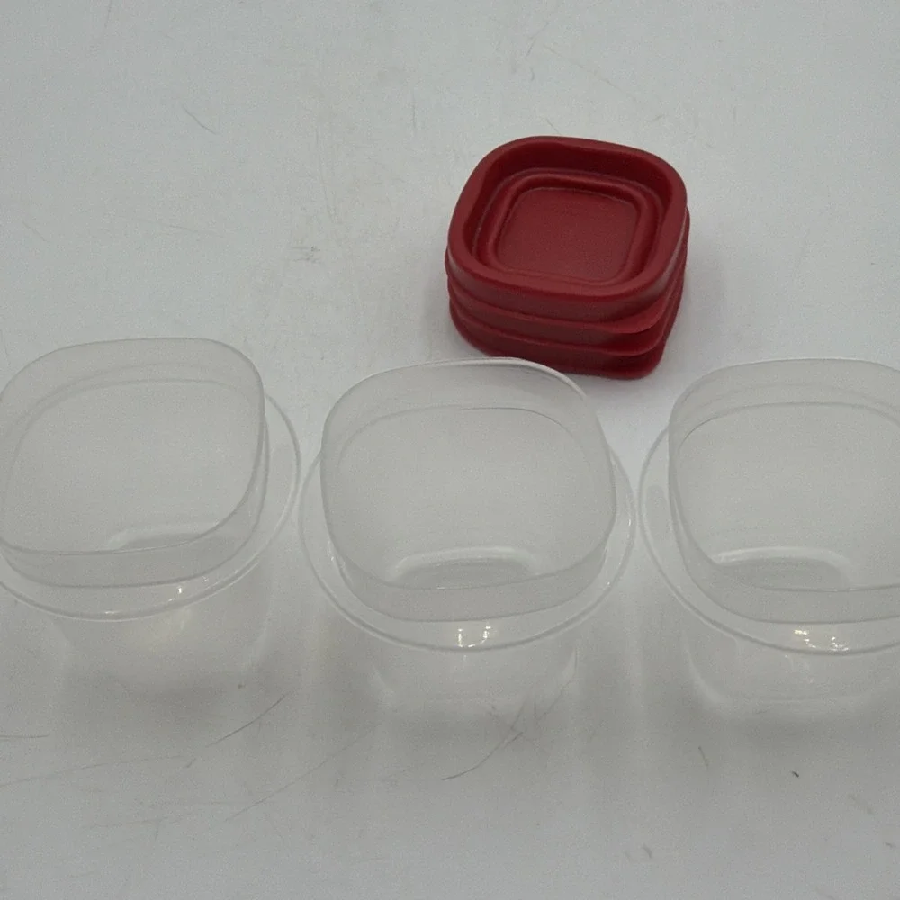 Rubbermaid 4 oz Small Snack Stacking Storage Containers Red Lids - Lot of 3 J753